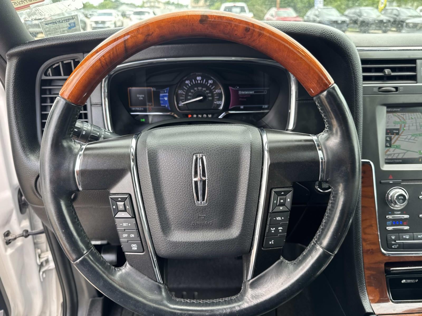 2015 Lincoln Navigator 2WD 4dr