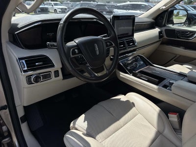 2019 Lincoln Navigator Select 4x2