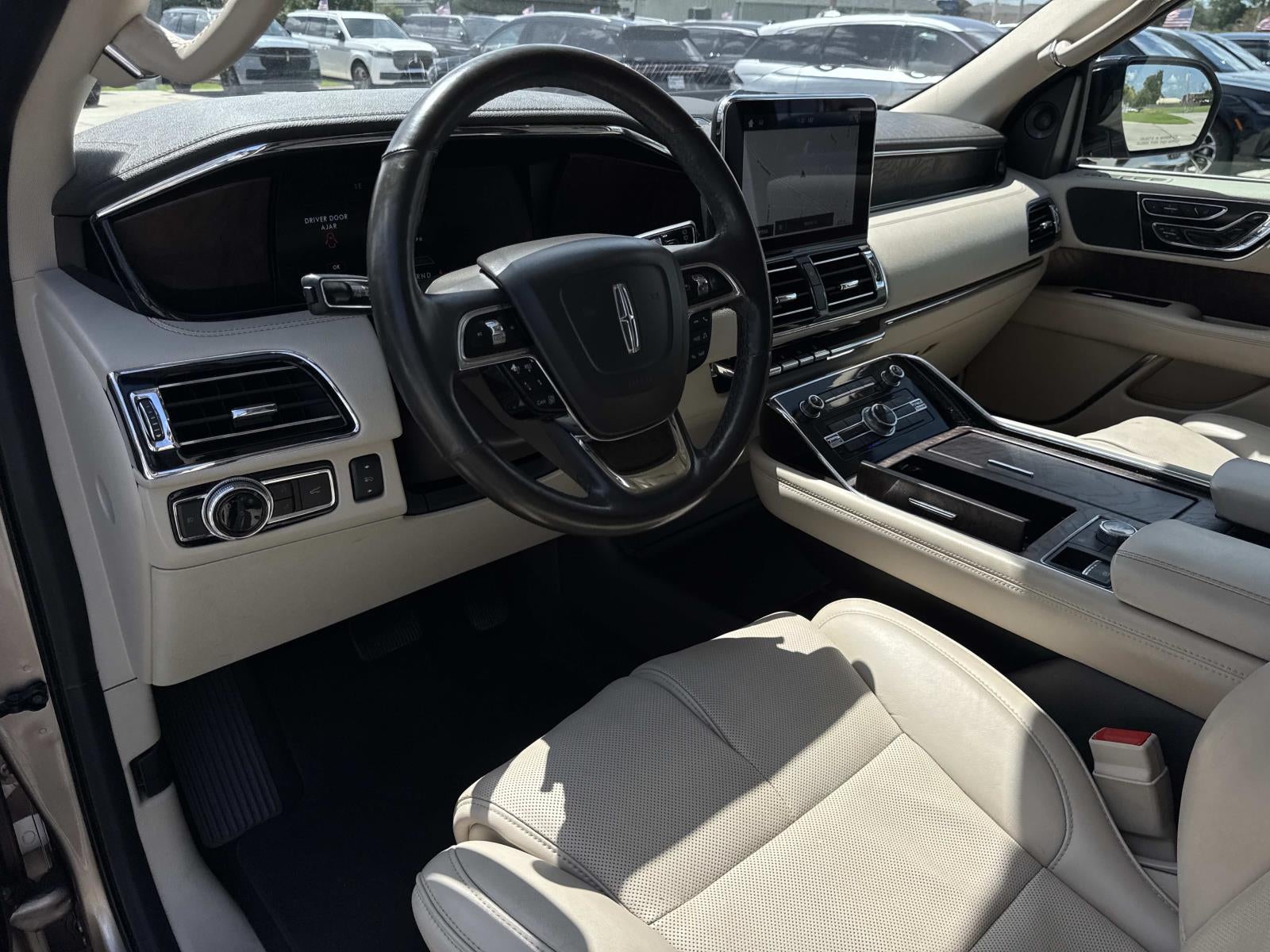 2019 Lincoln Navigator Select 4x2