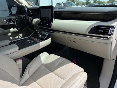 2019 Lincoln Navigator L Select 4x2