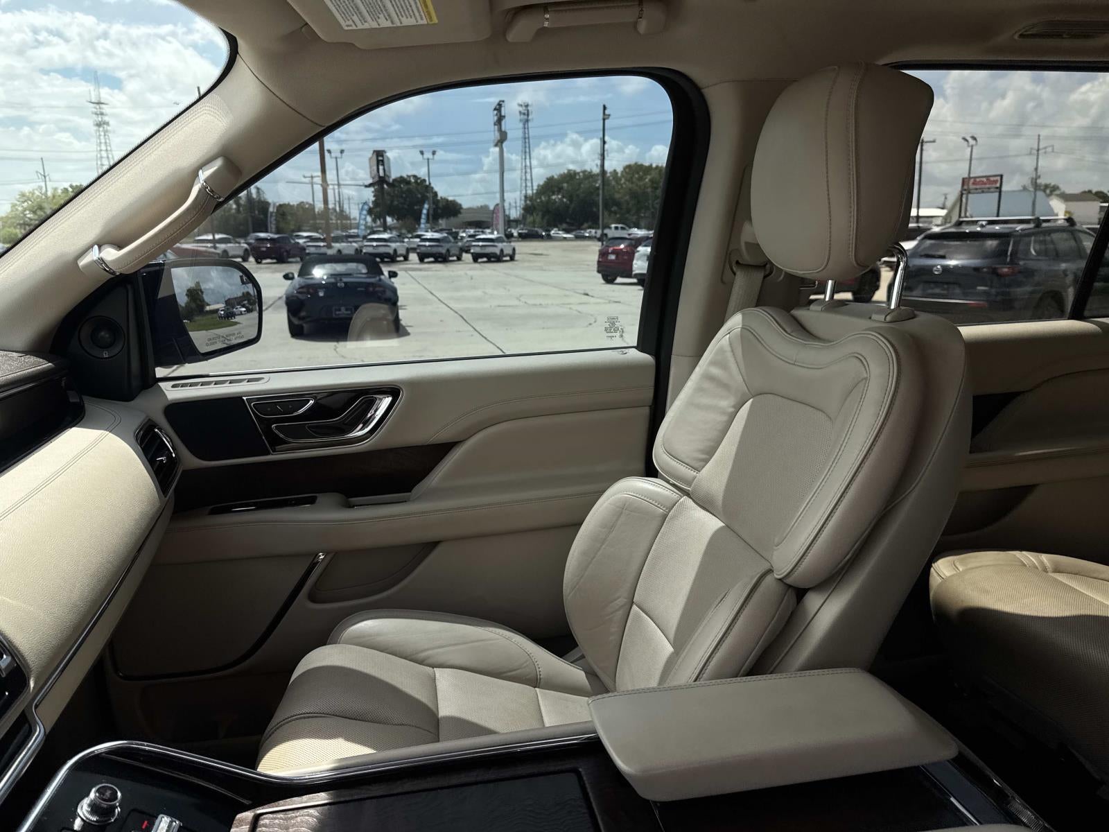 2019 Lincoln Navigator L Select 4x2