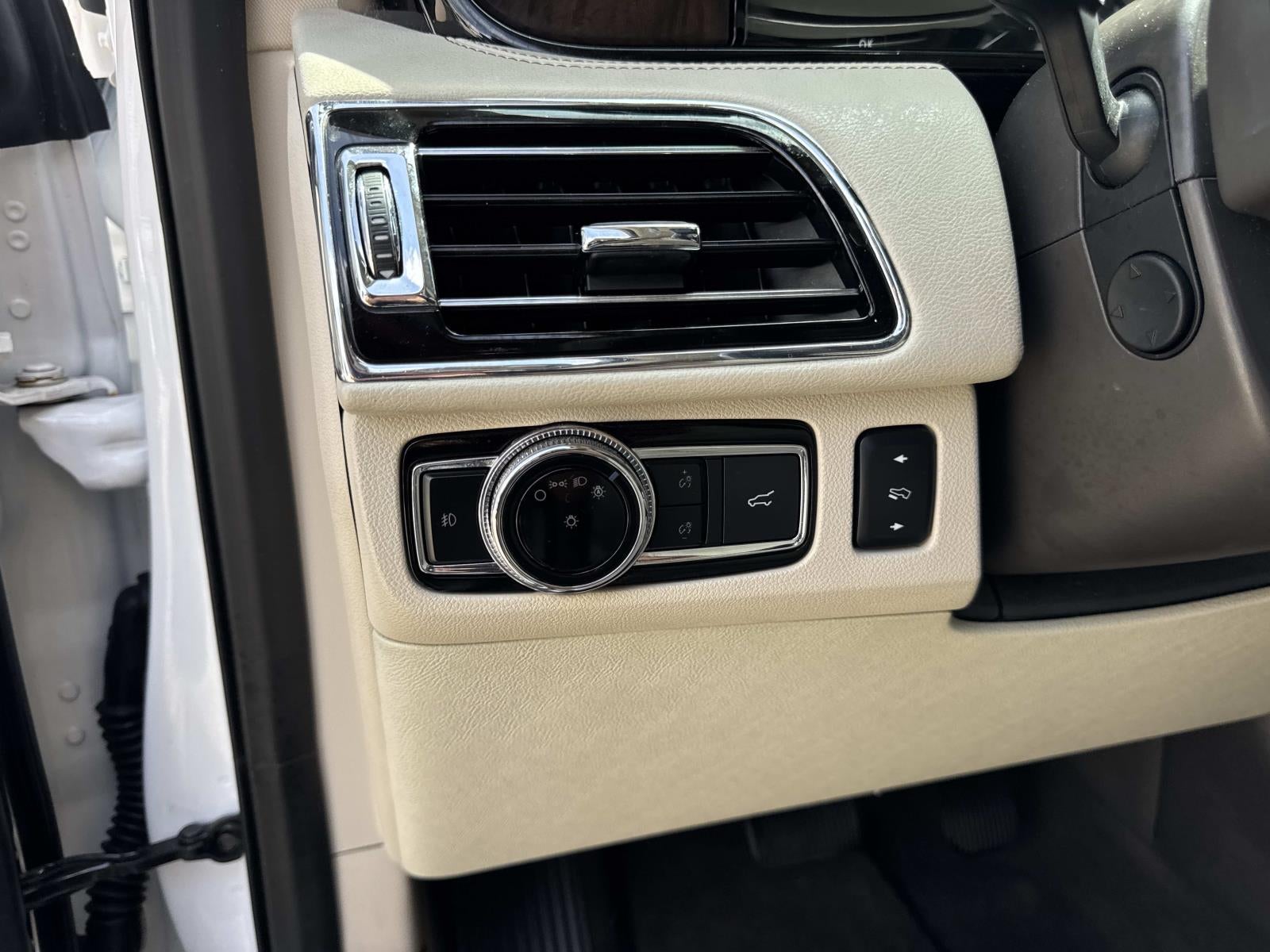 2019 Lincoln Navigator L Select 4x2