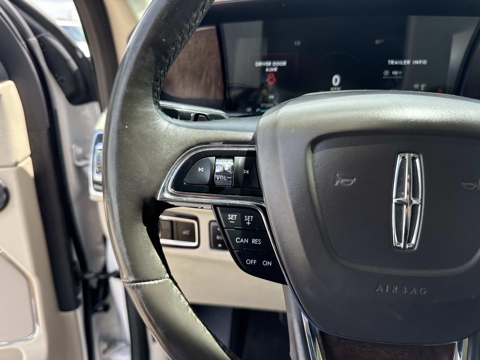 2019 Lincoln Navigator L Select 4x2