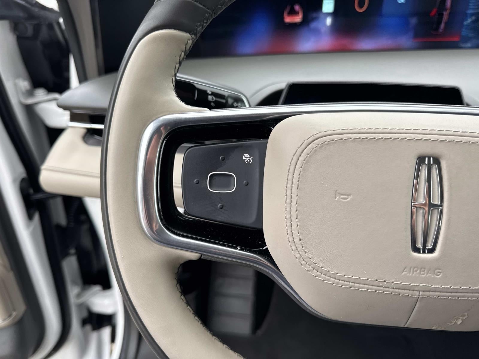 2025 Lincoln Nautilus Premiere AWD