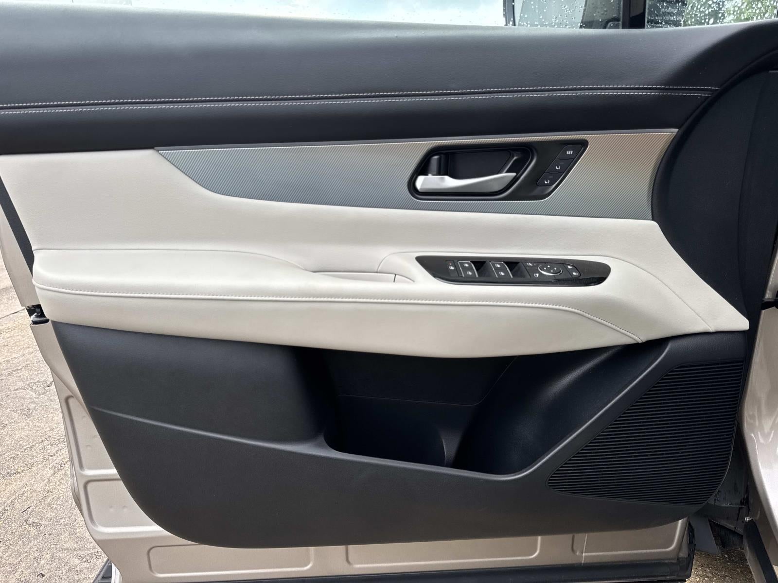 2025 Nissan Murano AWD SL