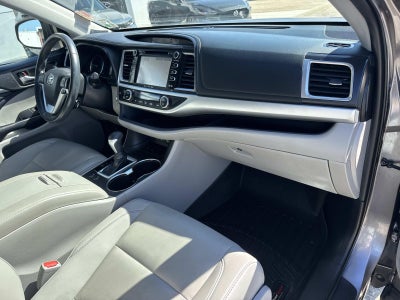 2019 Toyota Highlander SE V6 FWD (Natl)