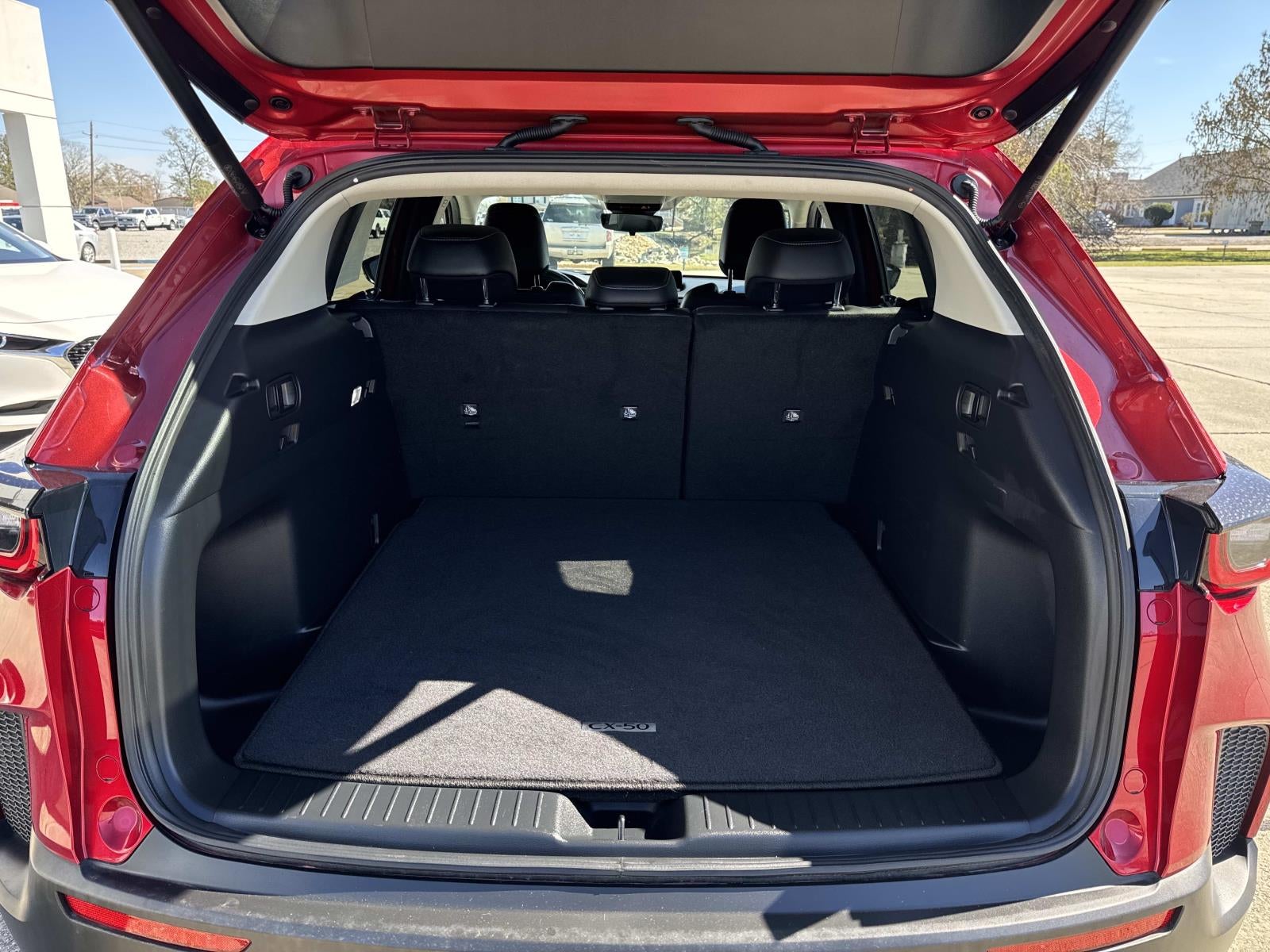 2025 Mazda Mazda CX-50 2.5 S Preferred Package