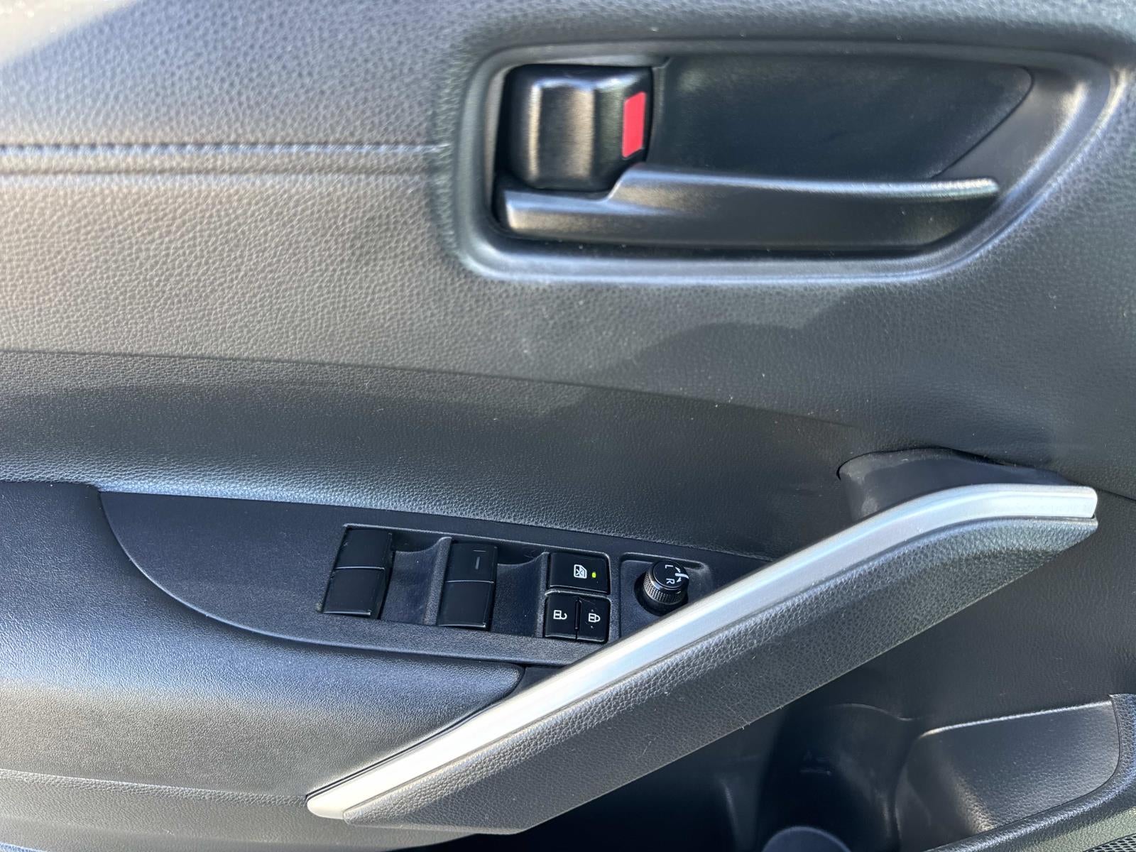 2023 Toyota Corolla Cross LE 2WD (Natl)