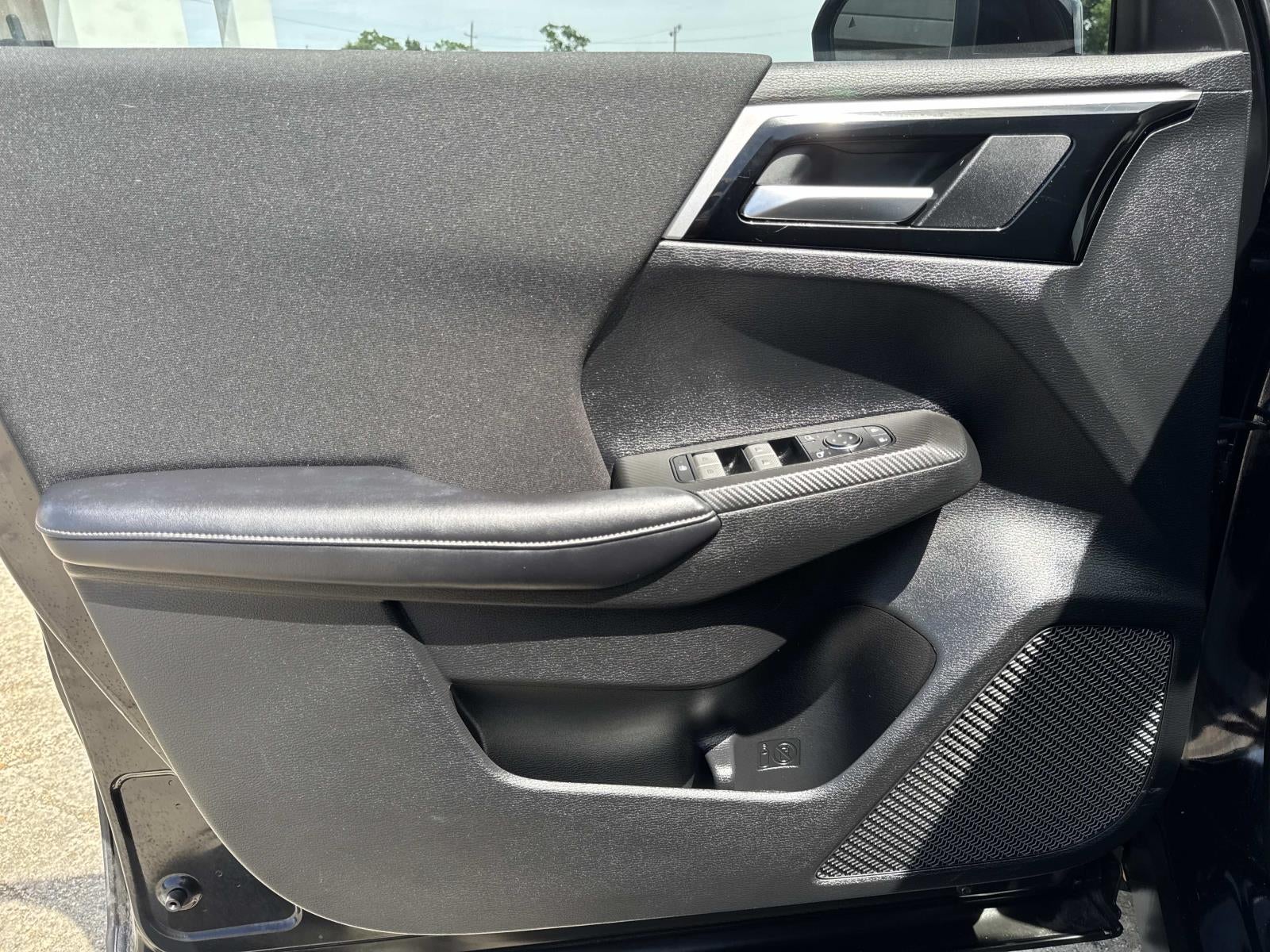 2024 Mitsubishi Outlander ES FWD