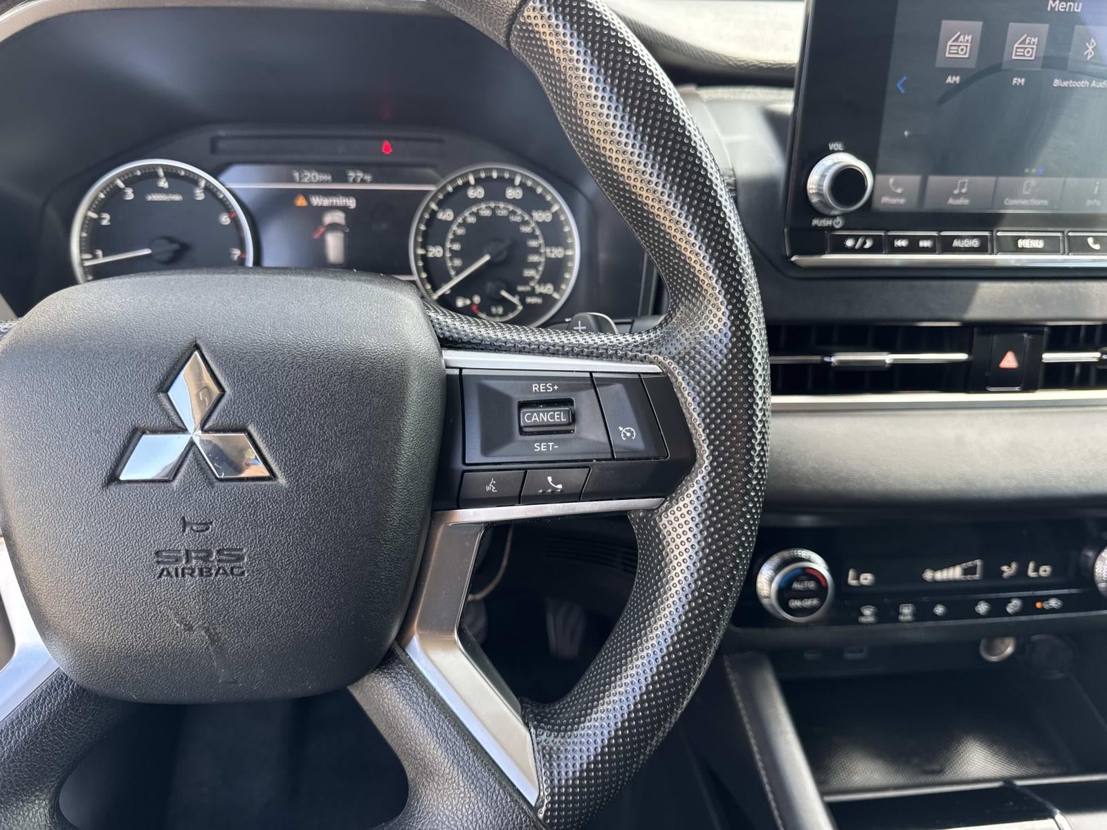 2024 Mitsubishi Outlander ES FWD