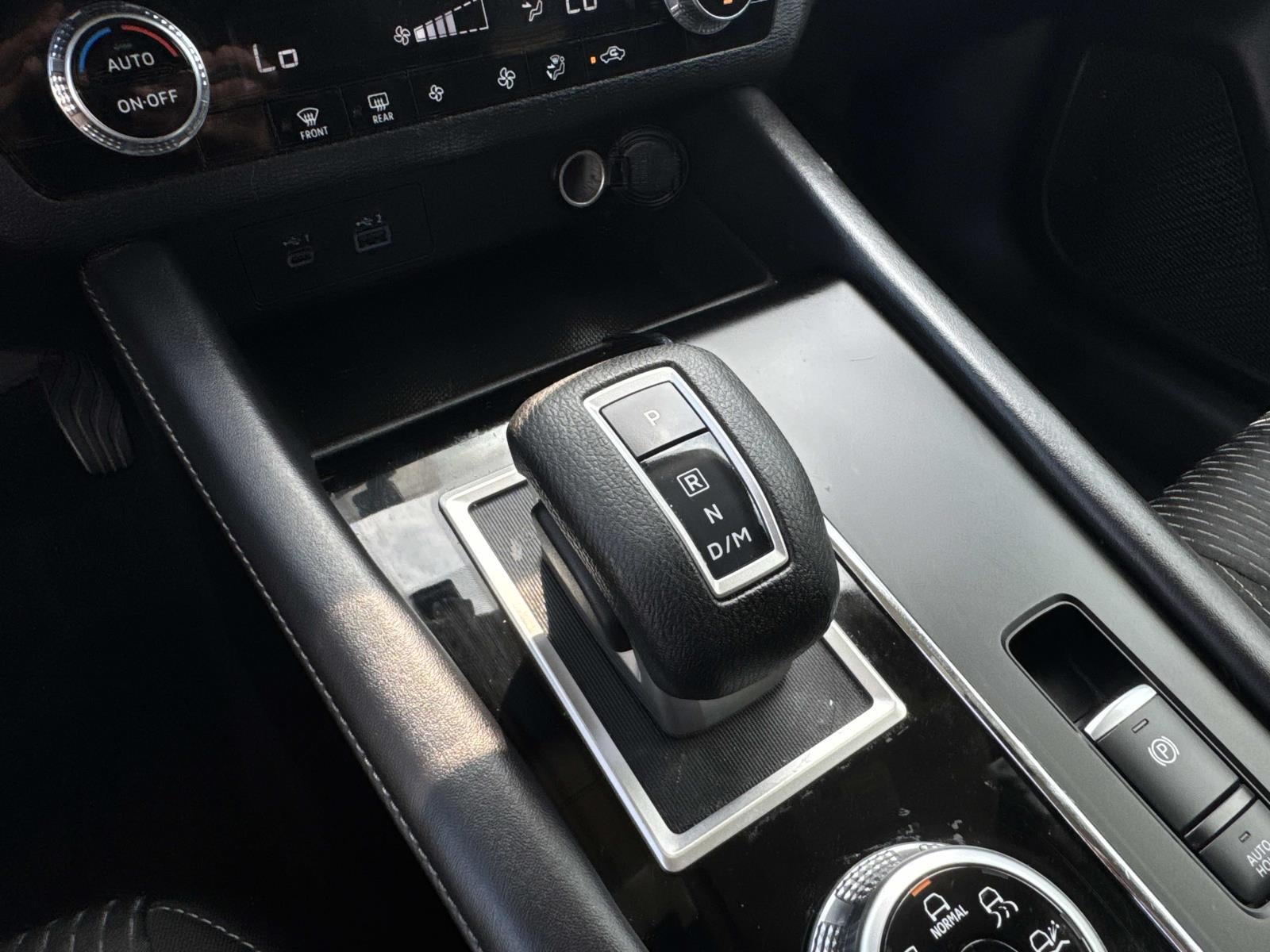 2024 Mitsubishi Outlander ES FWD