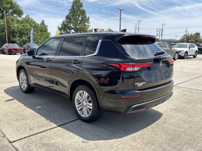 2024 Mitsubishi Outlander ES FWD