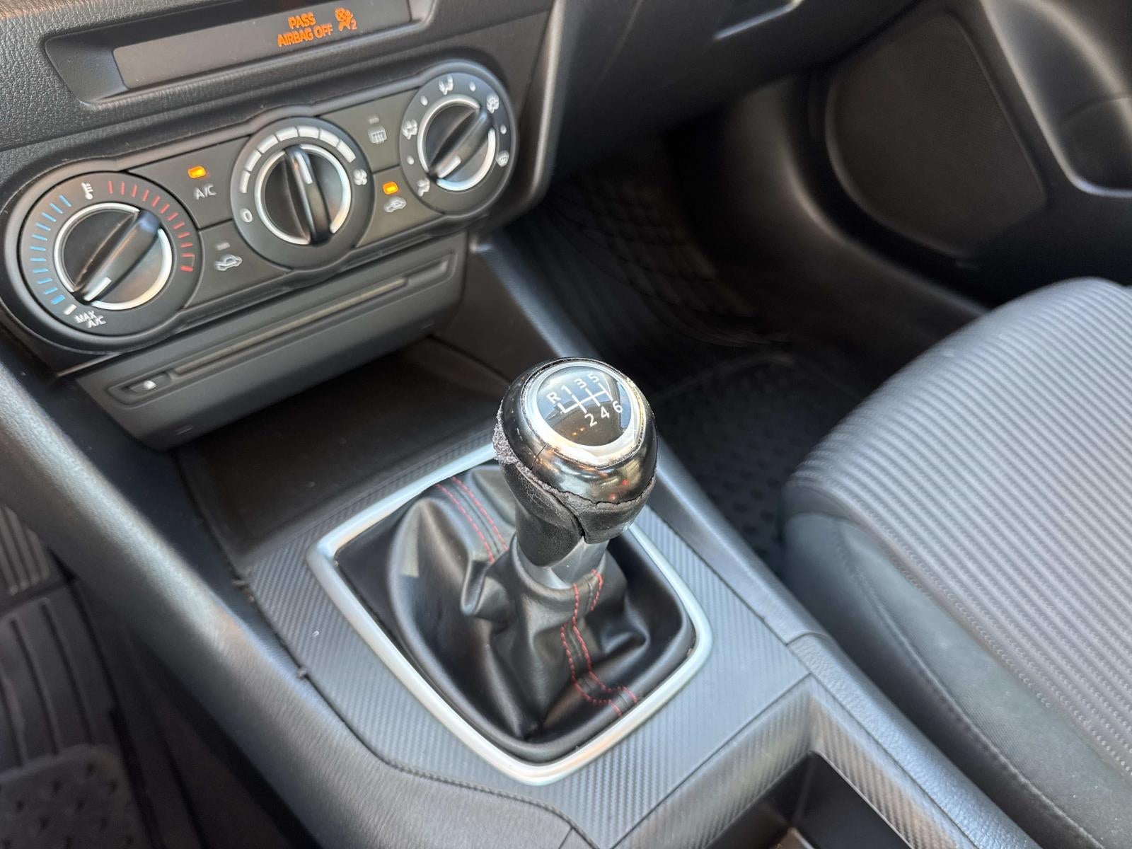 2014 Mazda MAZDA3 i Touring