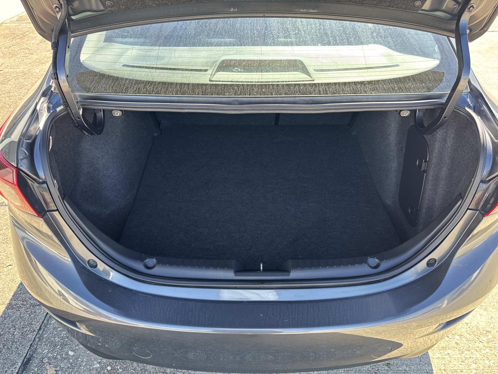 2014 Mazda MAZDA3 i Touring