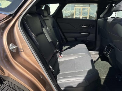 2025 Toyota Crown Signia Limited AWD (Natl)