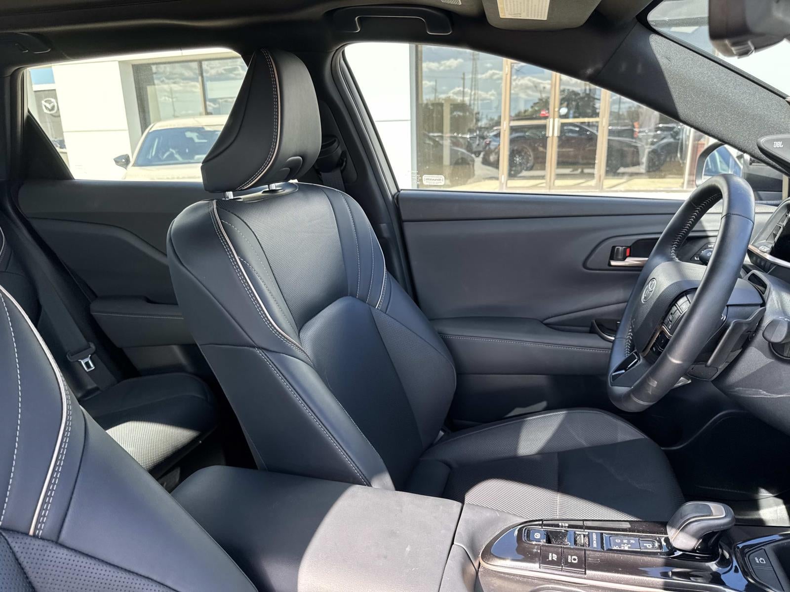 2025 Toyota Crown Signia Limited AWD (Natl)