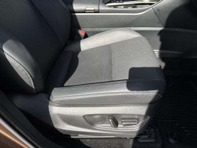 2025 Toyota Crown Signia Limited AWD (Natl)