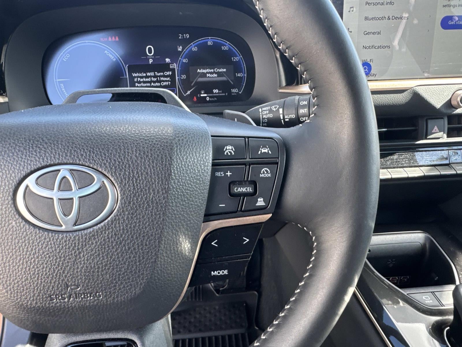 2025 Toyota Crown Signia Limited AWD (Natl)