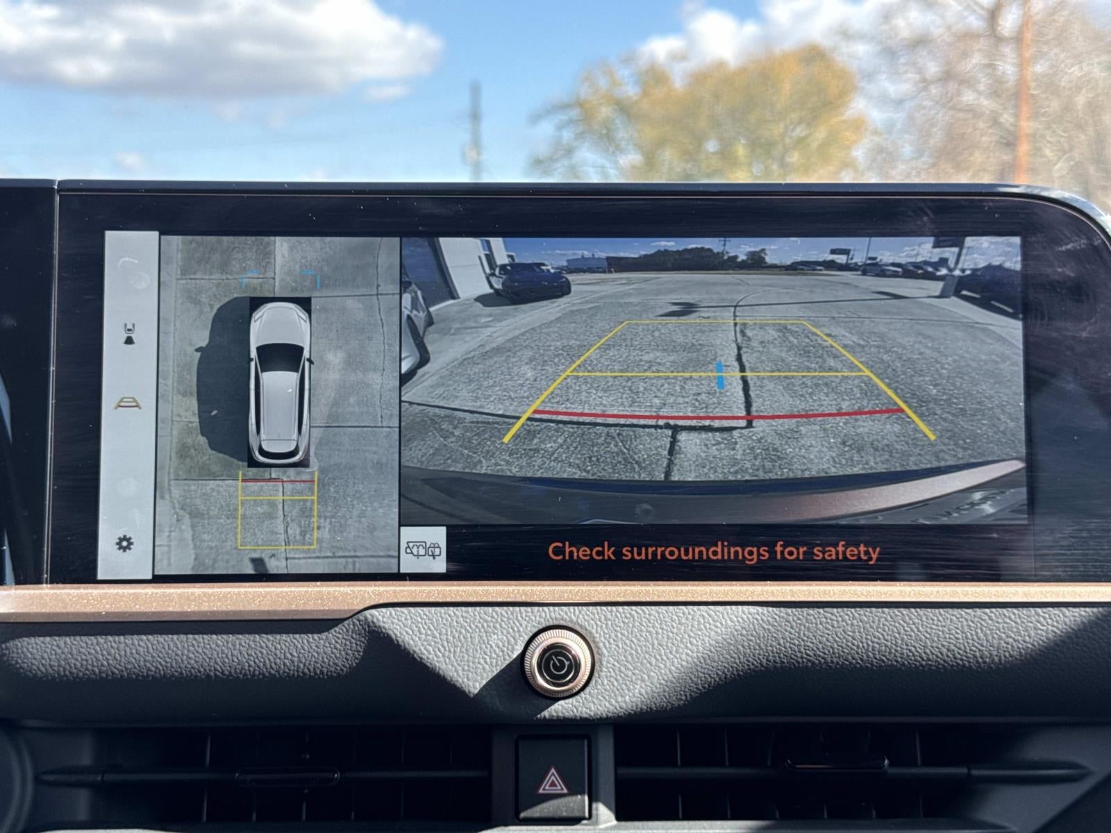 2025 Toyota Crown Signia Limited AWD (Natl)