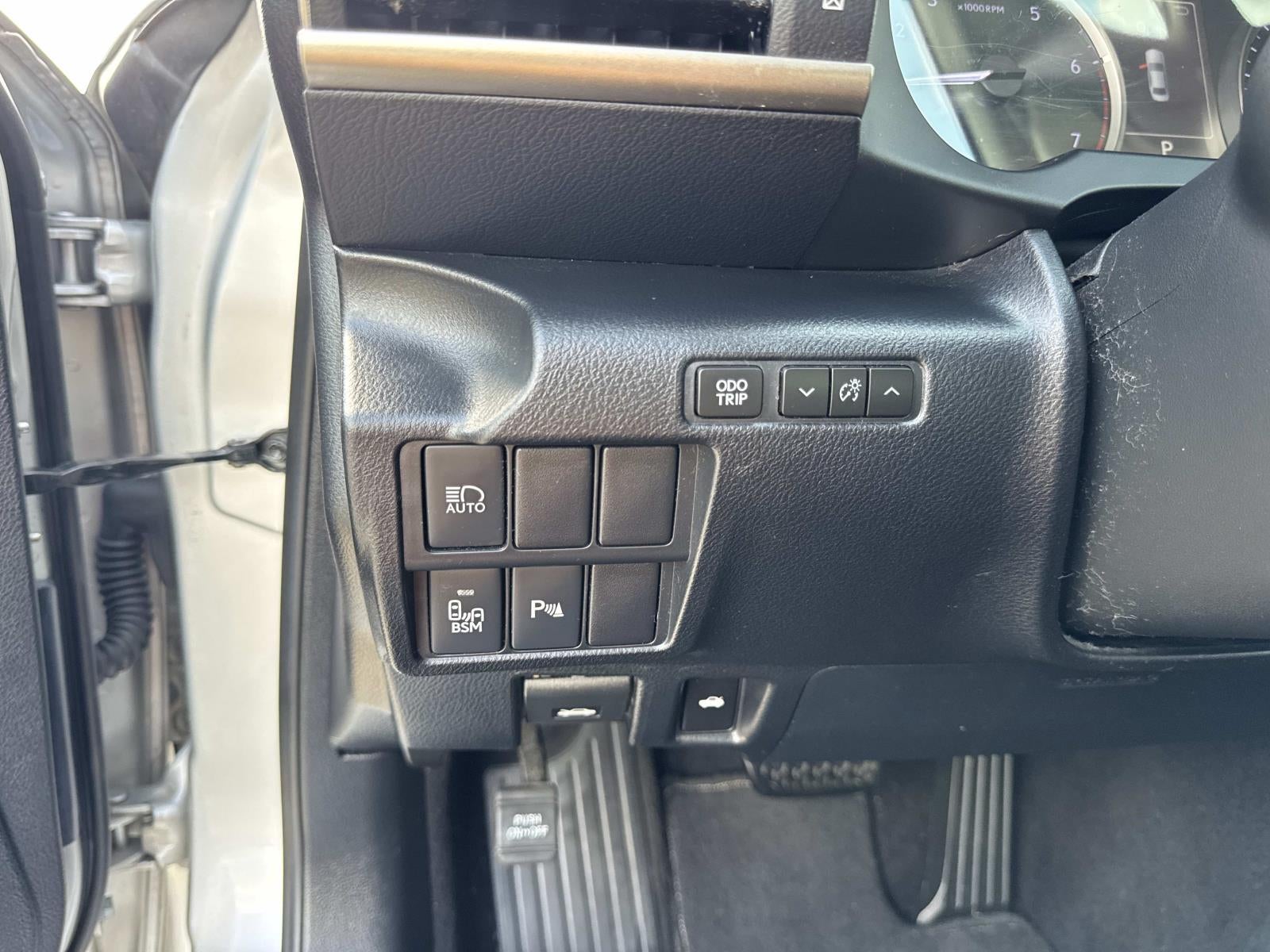 2019 Lexus IS IS 300 RWD