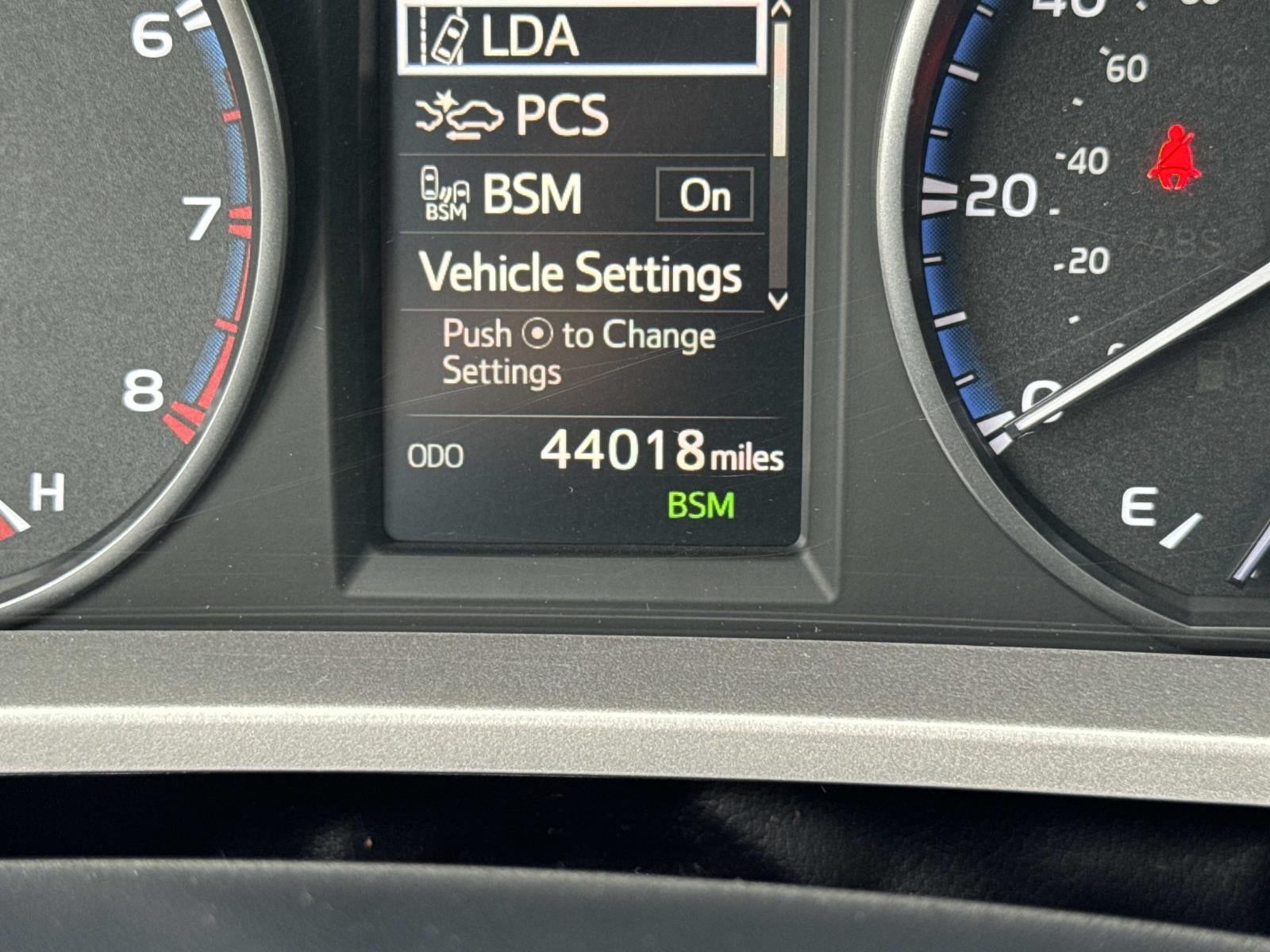 2018 Toyota RAV4 XLE FWD (Natl)