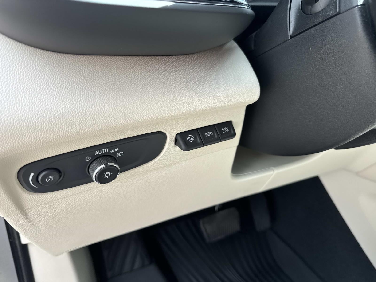 2022 Buick Envision FWD 4dr Avenir