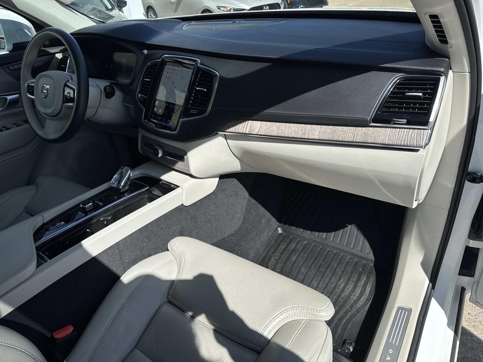 2024 Volvo XC90 B6 AWD Ultimate Bright Theme 7P