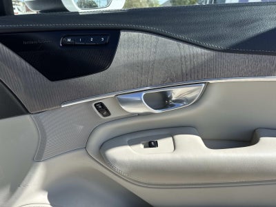2024 Volvo XC90 B6 AWD Ultimate Bright Theme 7P