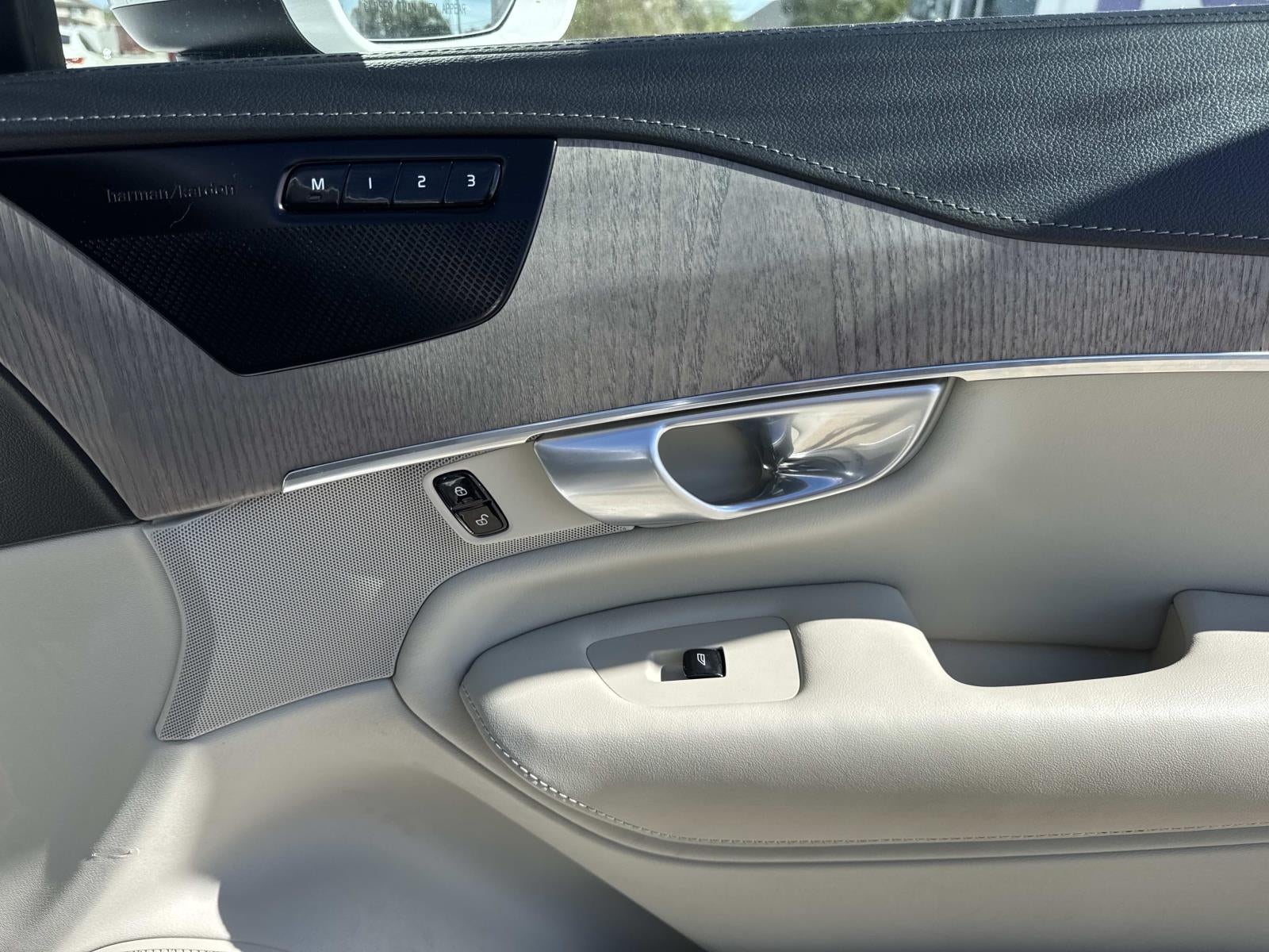 2024 Volvo XC90 B6 AWD Ultimate Bright Theme 7P