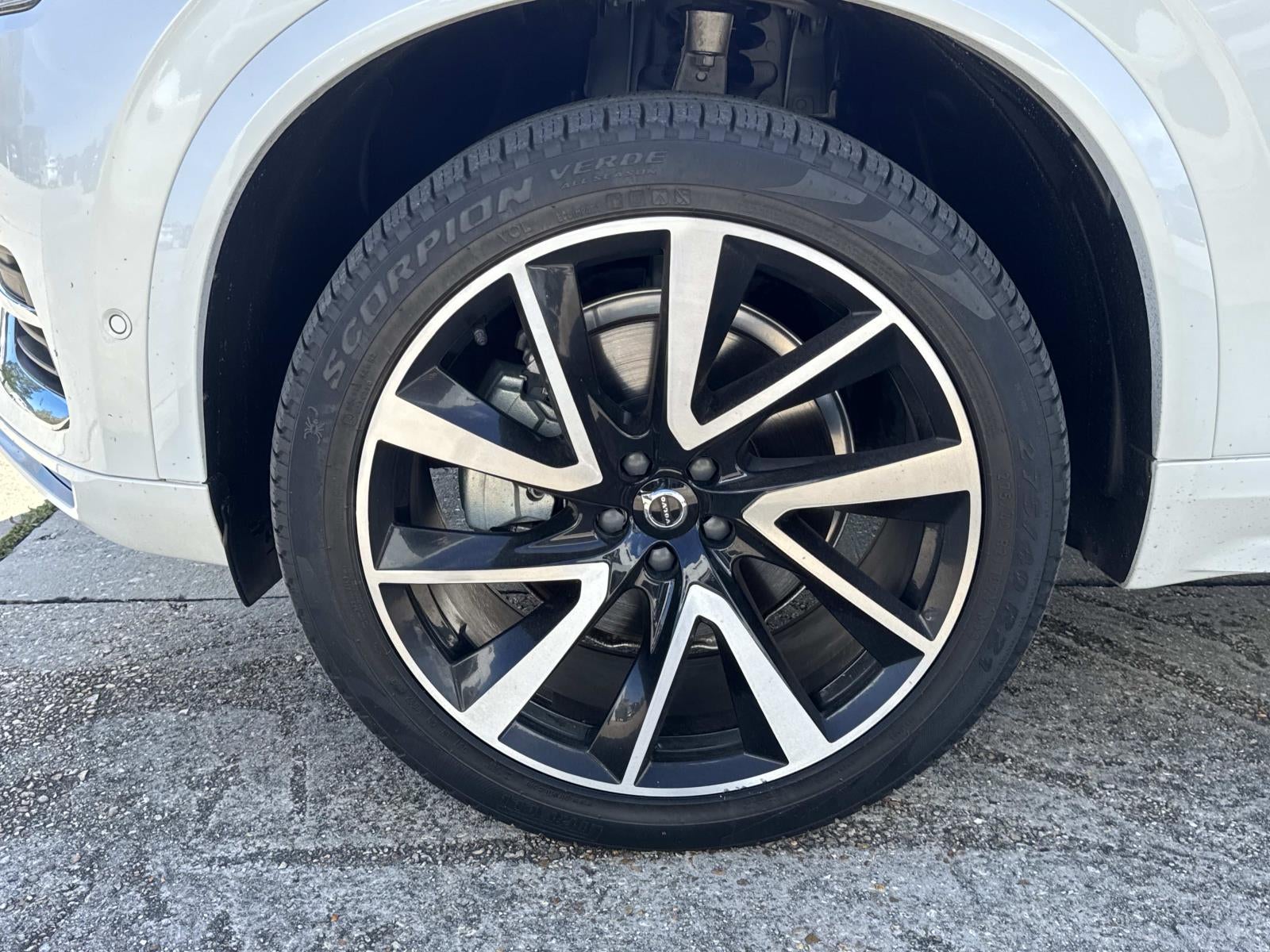 2024 Volvo XC90 B6 AWD Ultimate Bright Theme 7P