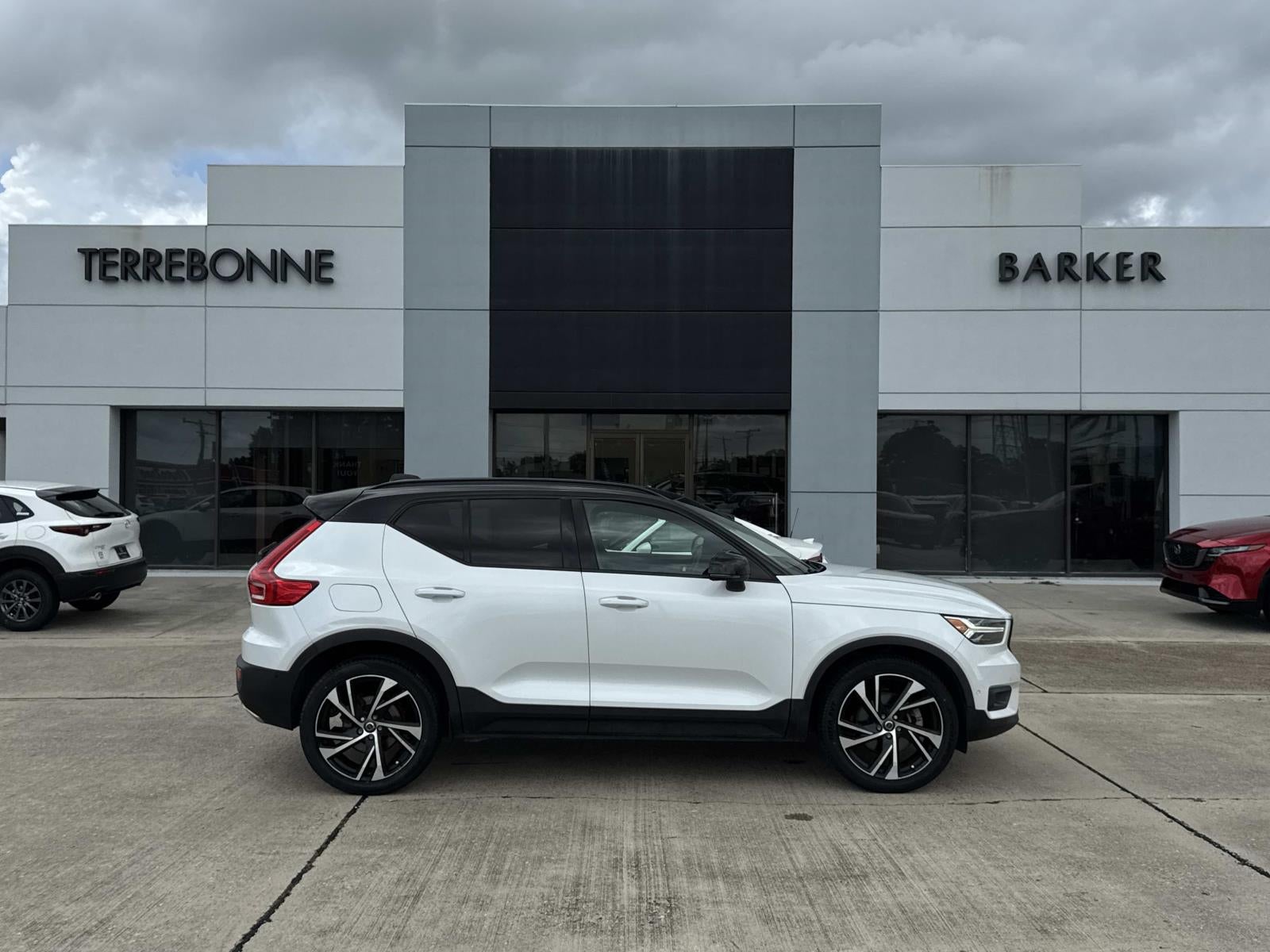 2019 Volvo XC40 T4 FWD R-Design