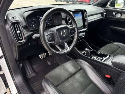 2019 Volvo XC40 T4 FWD R-Design