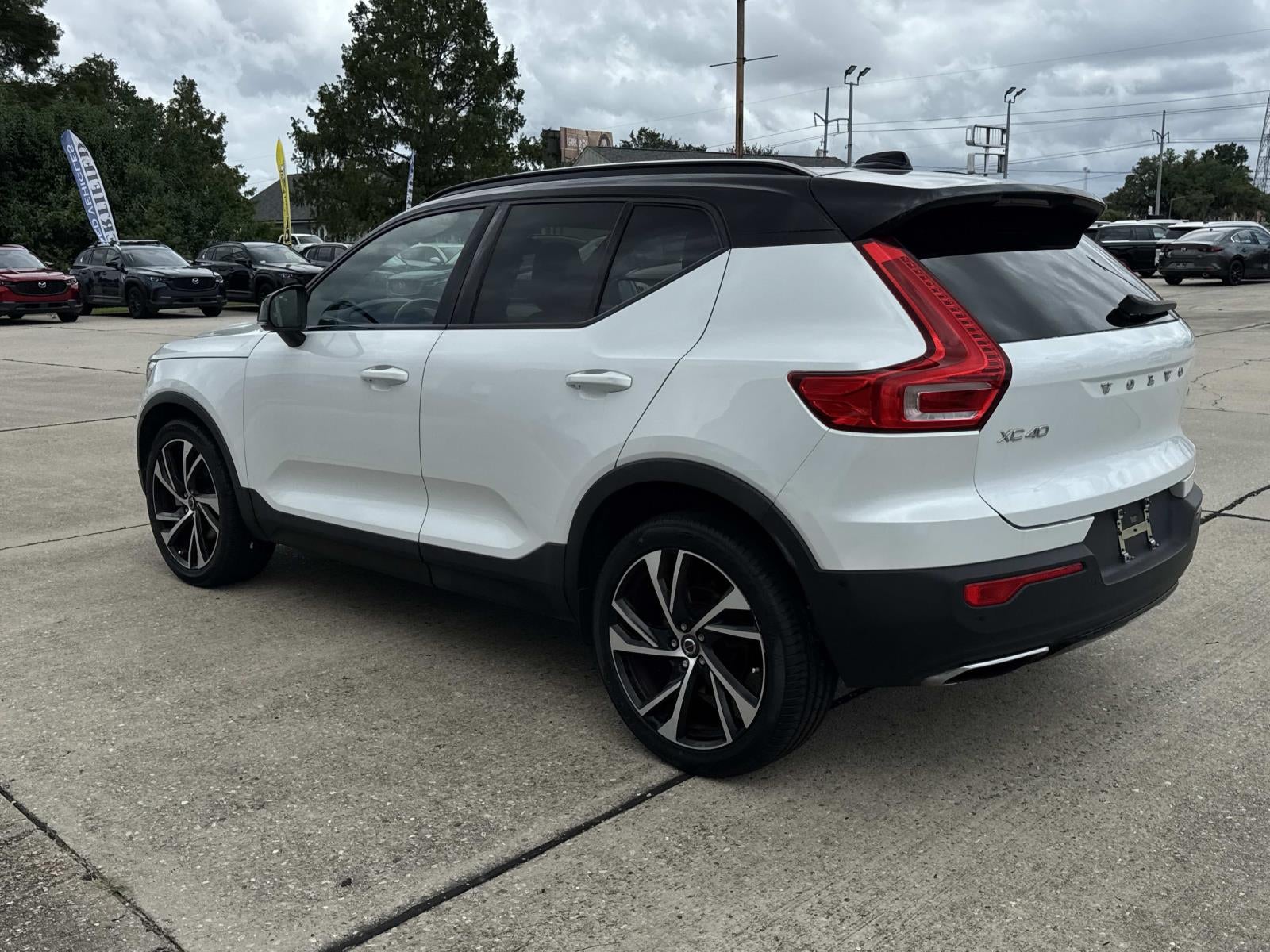 2019 Volvo XC40 T4 FWD R-Design