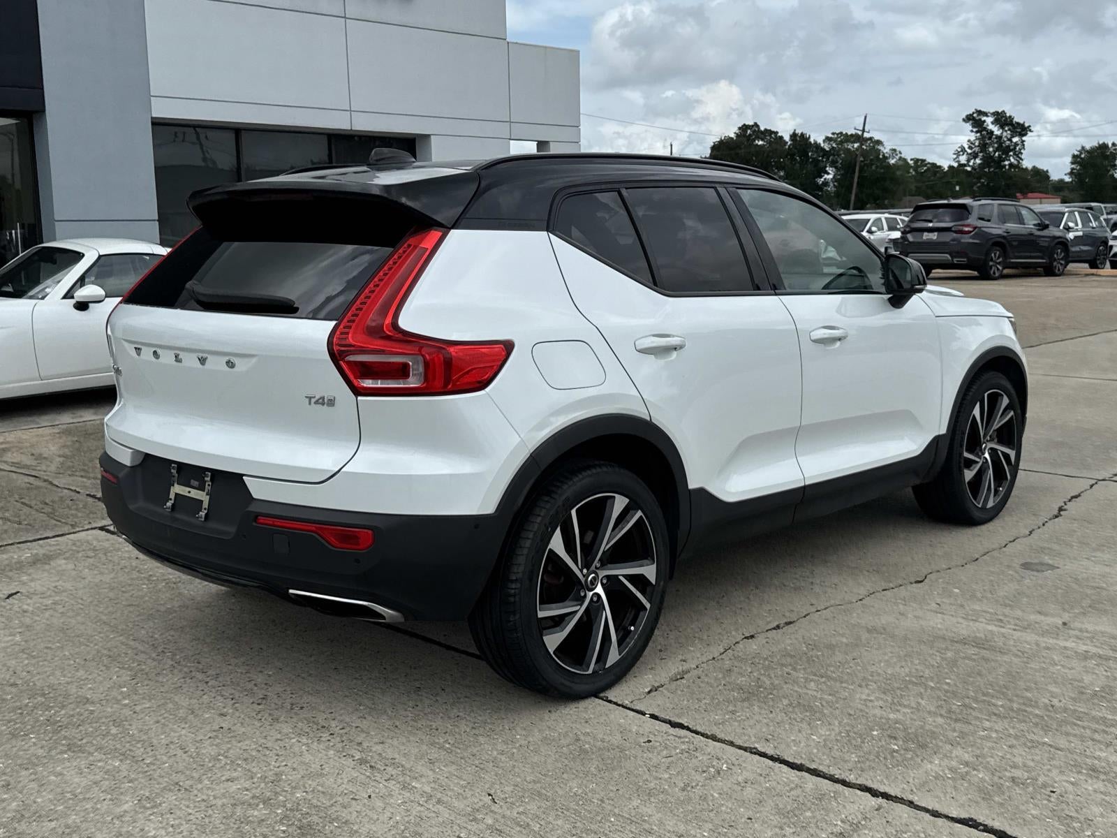 2019 Volvo XC40 T4 FWD R-Design